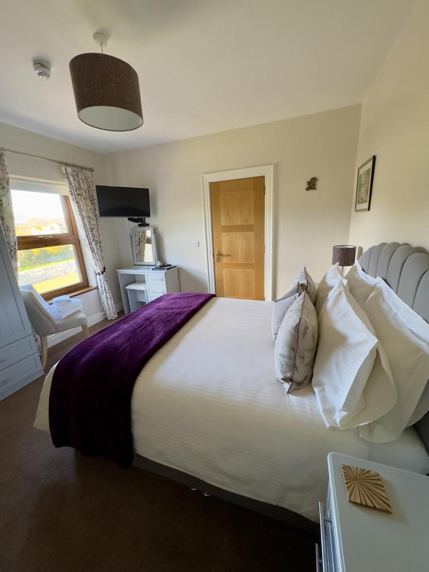 Mourne Country House Bed And Breakfast Kilkeel Phòng bức ảnh